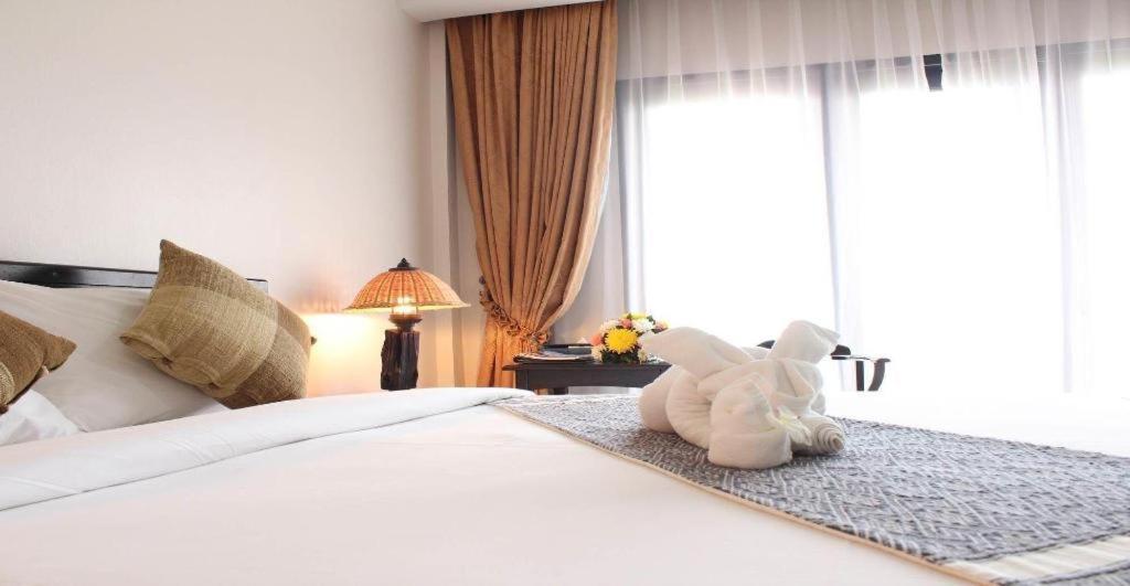 Daosavanh Resort & Spa Hotel Savannakhet Exterior photo