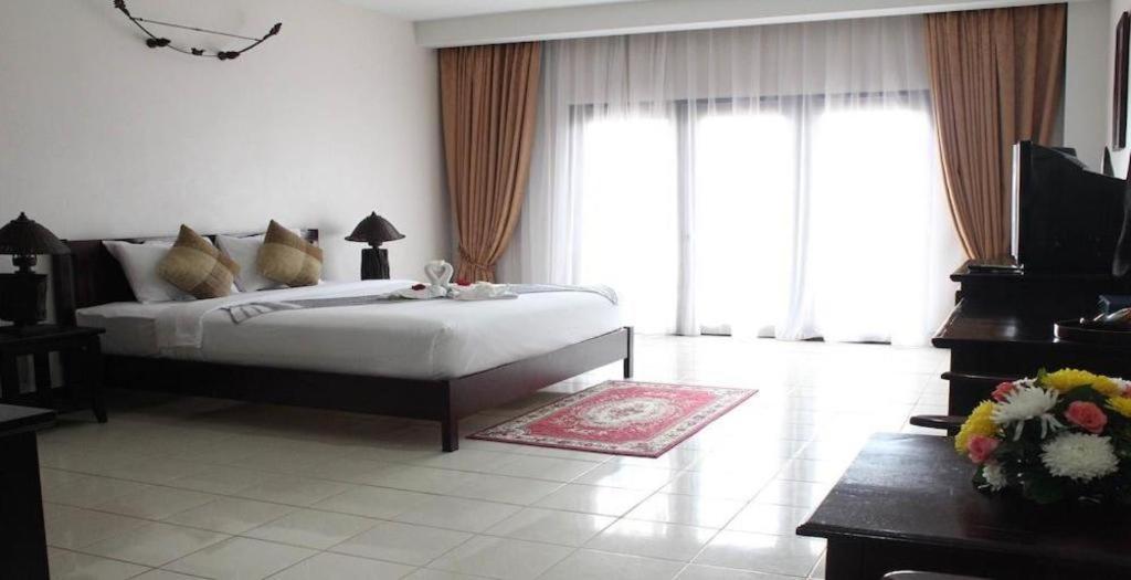 Daosavanh Resort & Spa Hotel Savannakhet Exterior photo